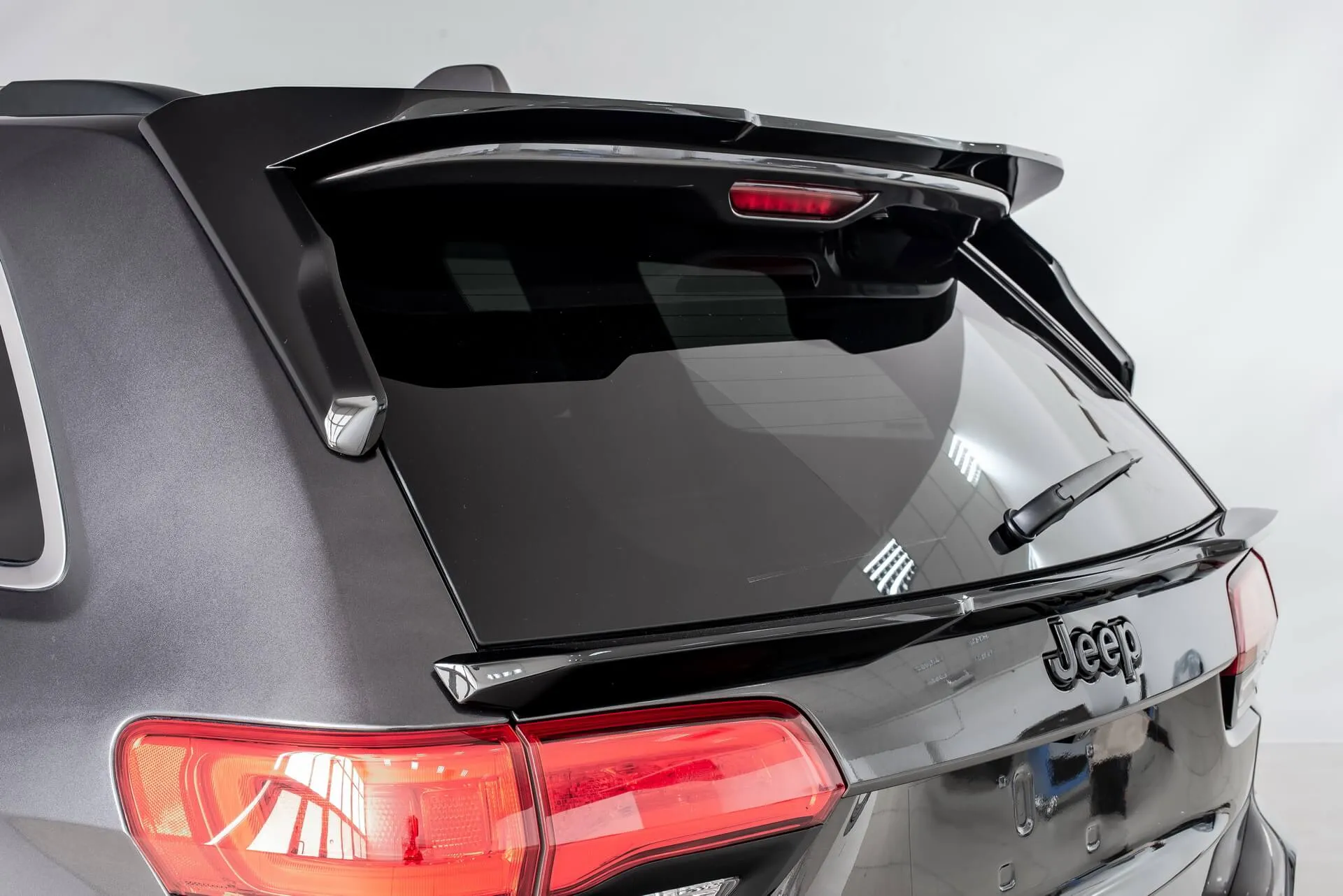 Check price and buy SCL Performance Titan  body kit for Jeep Grand Cherokee