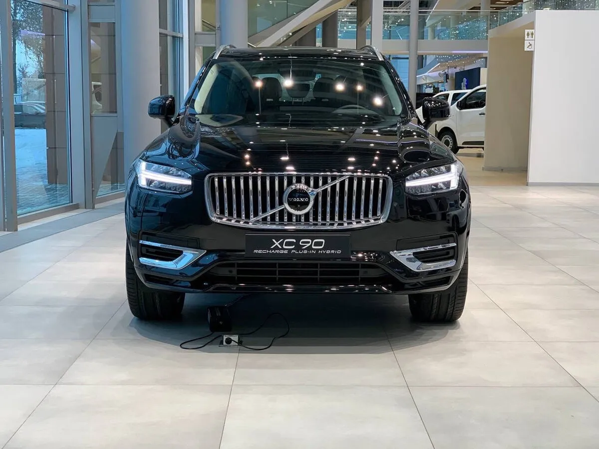 Check price and buy New Volvo XC90 Restyling For Sale