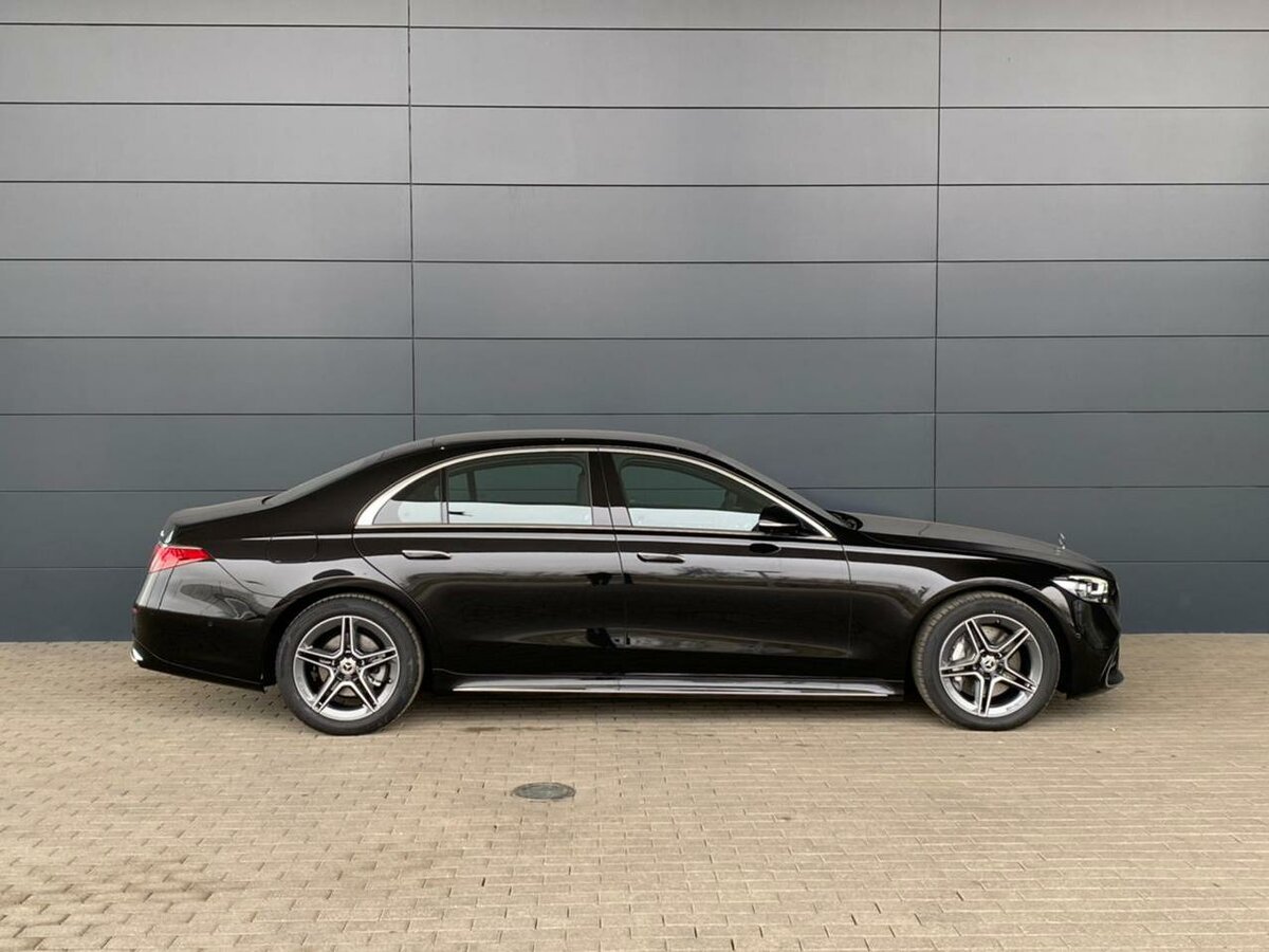 Check price and buy New Mercedes-Benz S-Class 350 d Long 4MATIC (W223) For Sale
