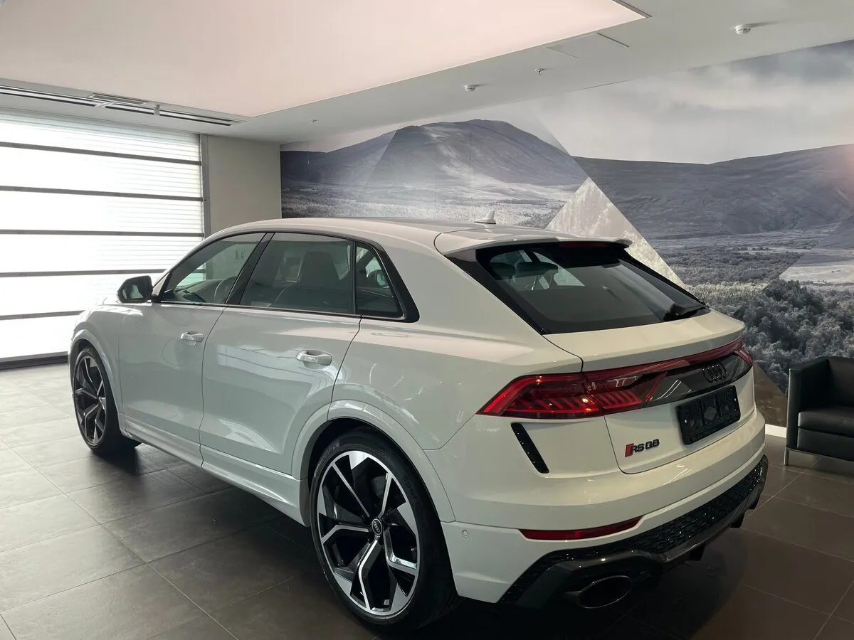 Buy New Audi RS Q8