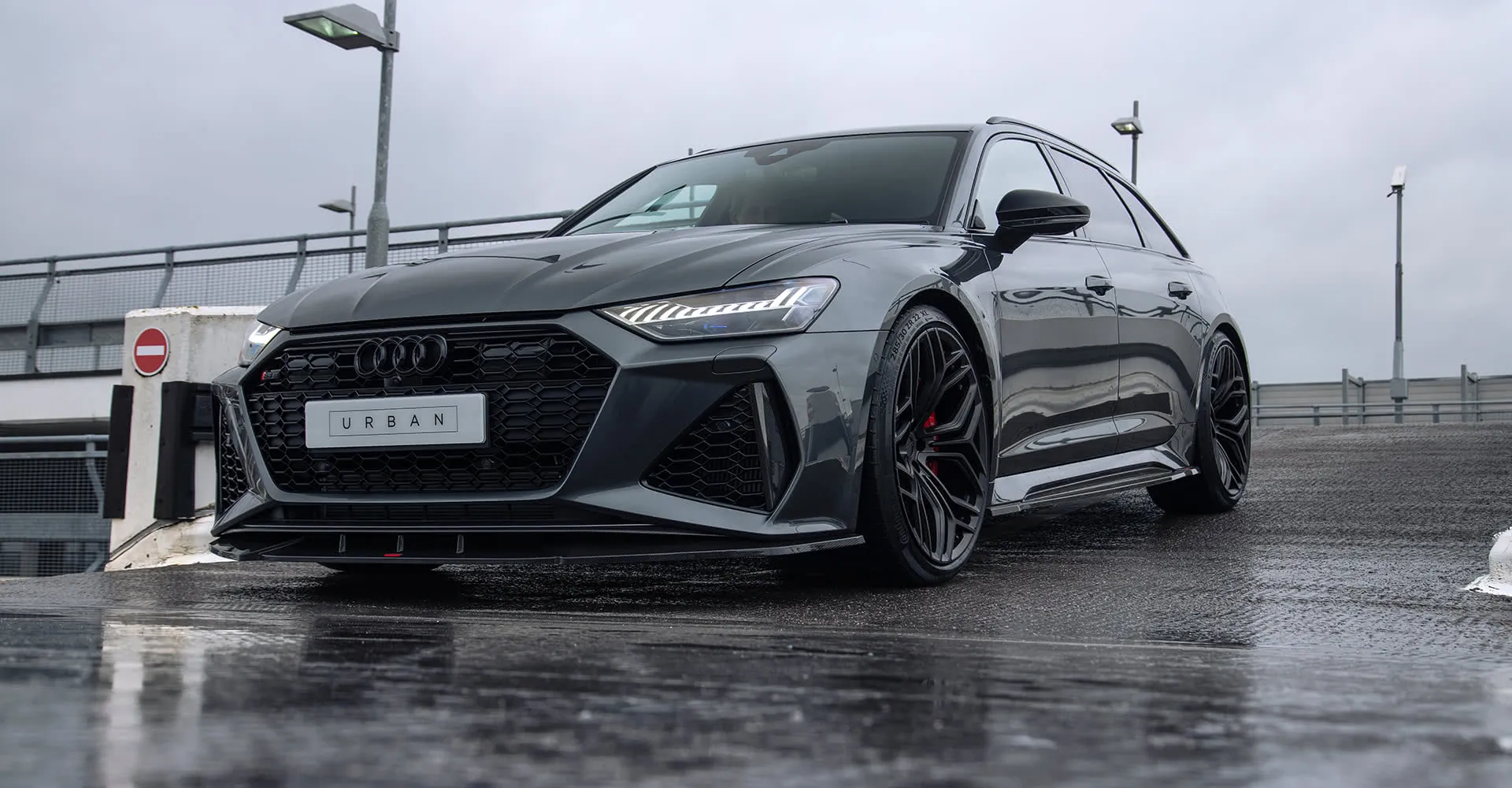 Check our price and buy Urban carbon fiber body kit set for Audi RS6 C8