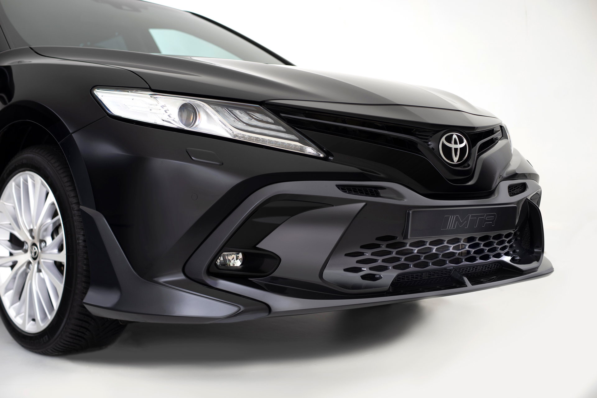 Front bumper MTR Design for Toyota Camry XV70