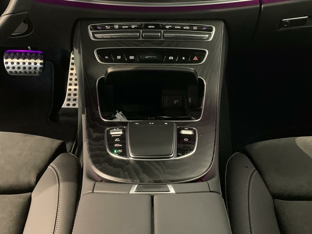 Check price and buy New Mercedes-Benz E-Class 300 d (W213, S213, C238) Restyling For Sale