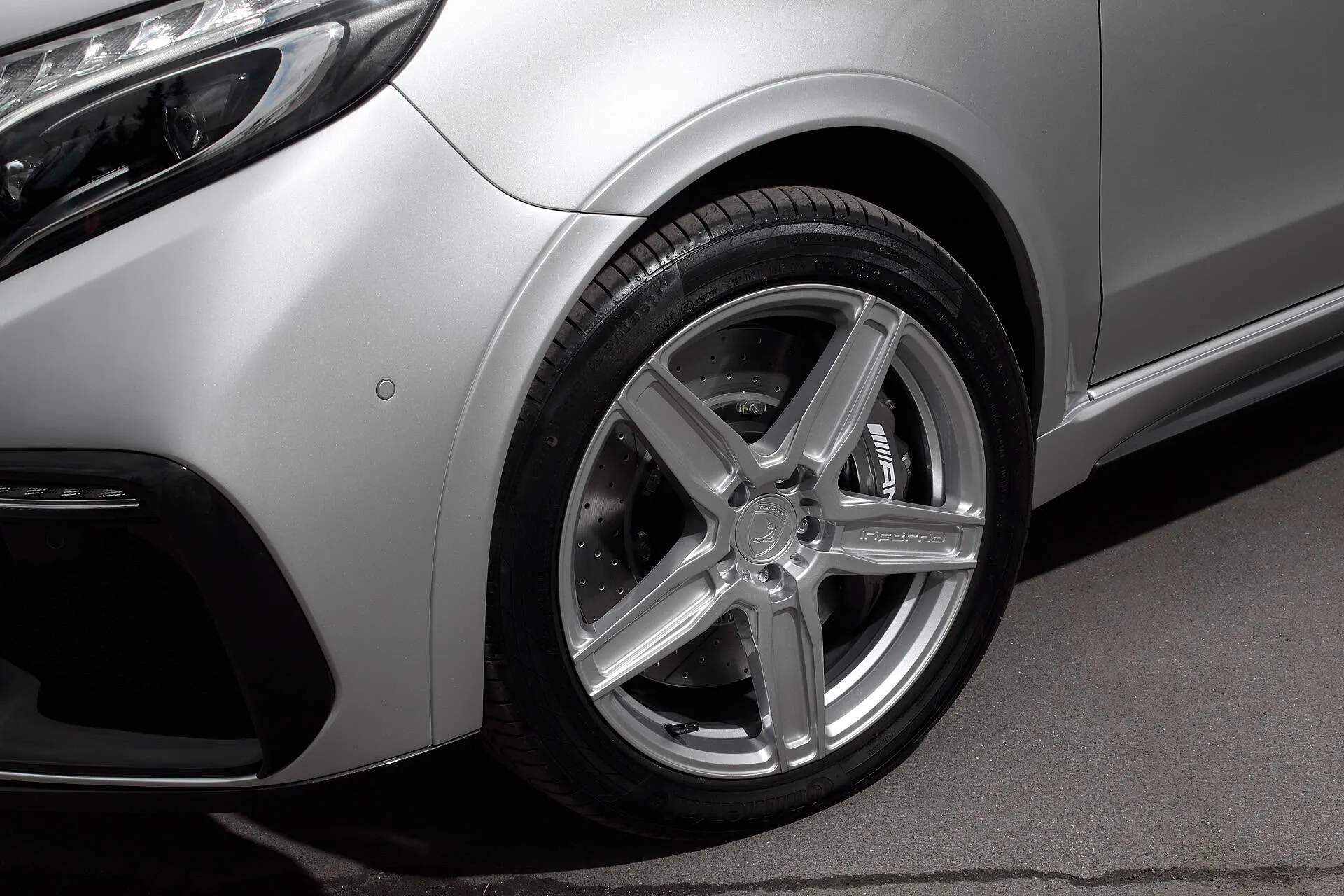 Check our price and buy Topcar Design carbon fiber body kit set for Mercedes V-class