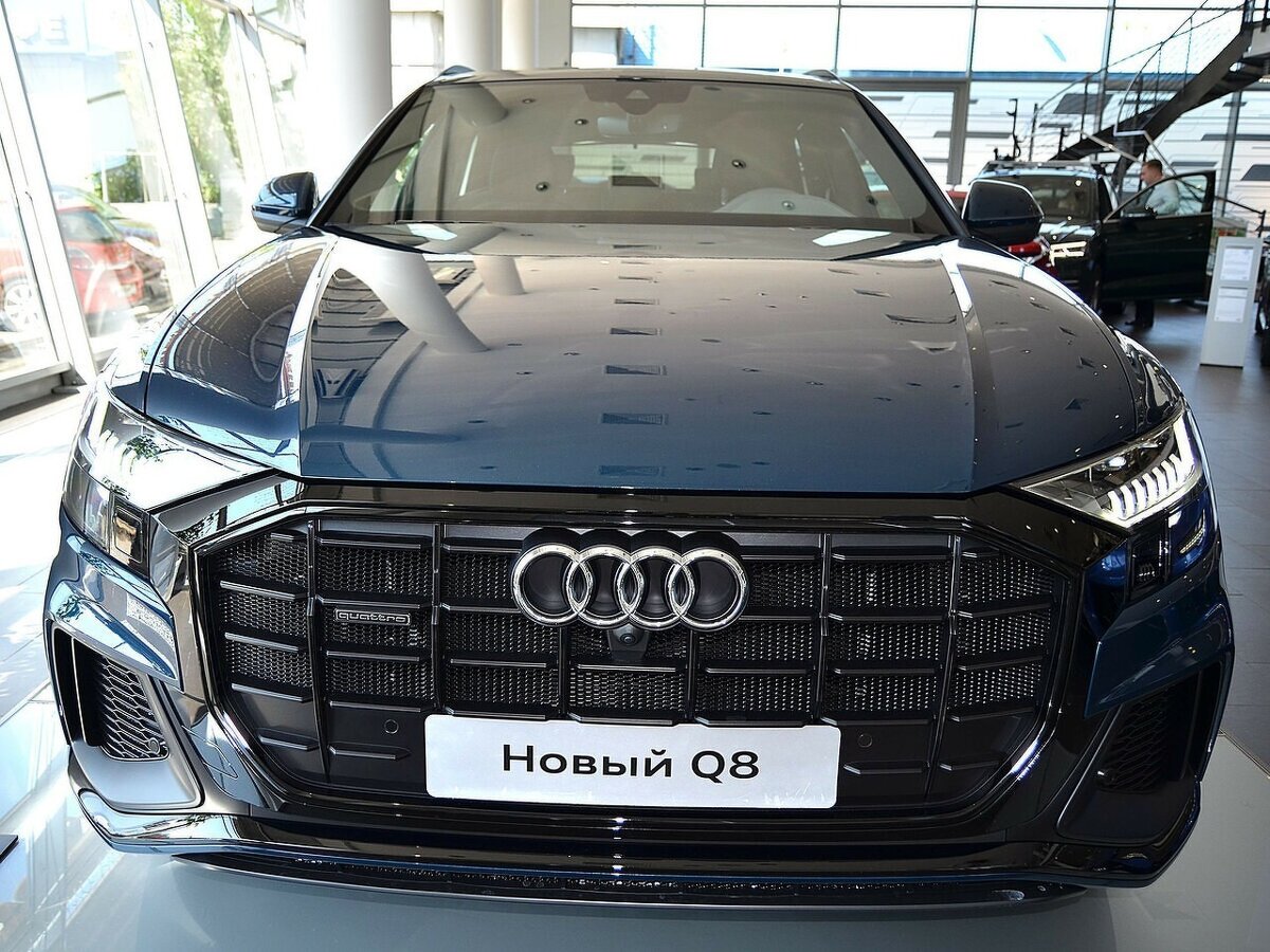 Buy New Audi Q8 45 TDI