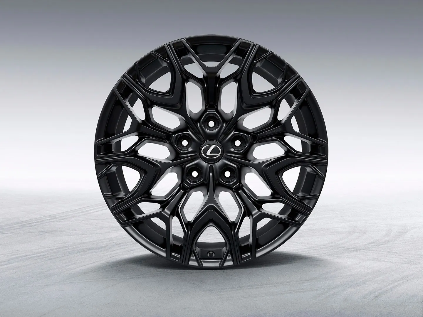 Khann KW LT1 Black — 3/4 view