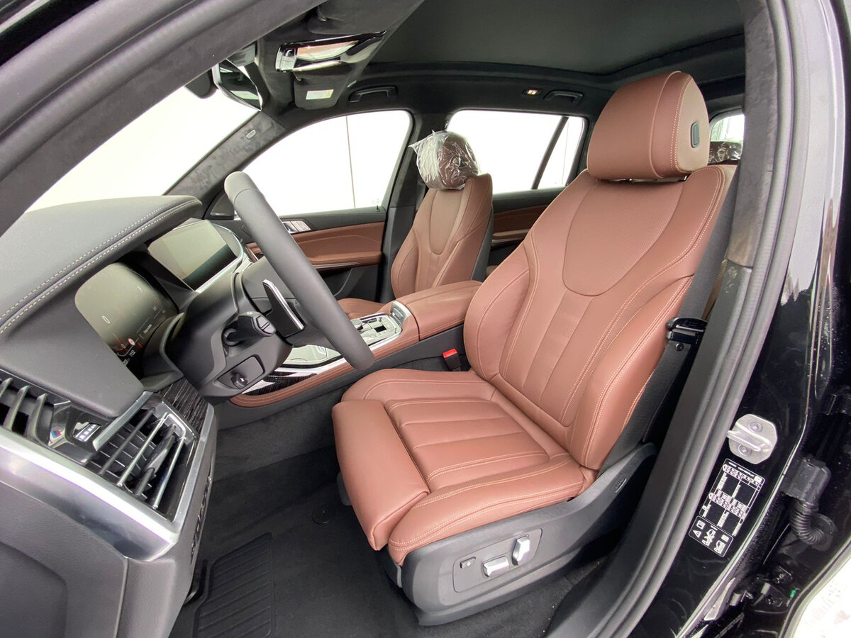 Check price and buy New BMW X7 30d (G07) For Sale