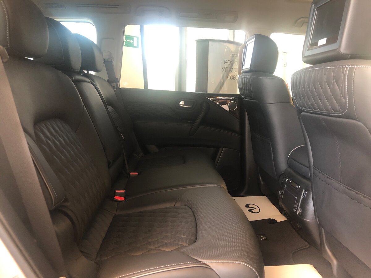 Check price and buy New Infiniti QX80 Restyling 2 For Sale