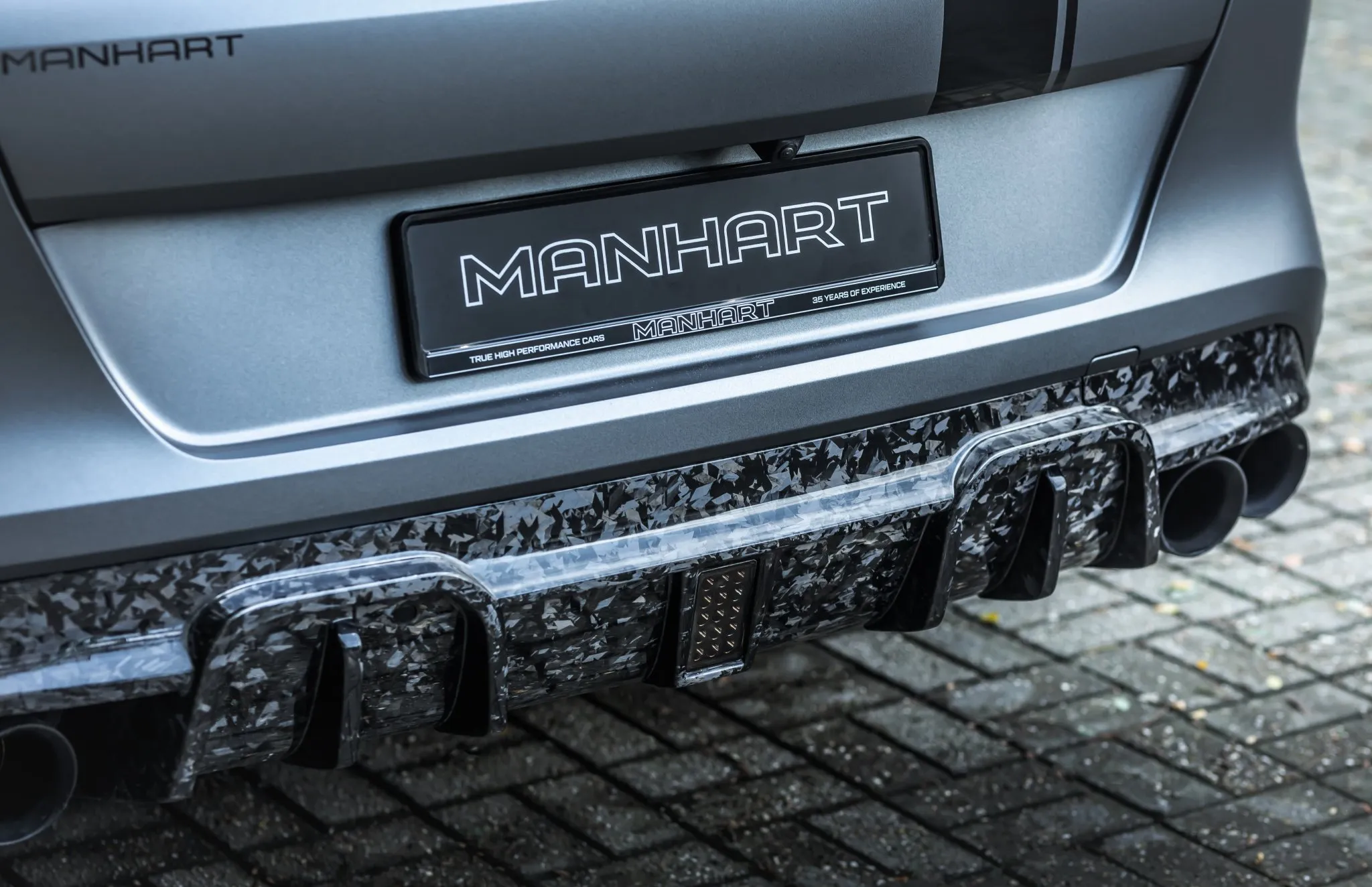 Check our price and buy an Manhart carbon fiber body kit for BMW X6 M F96 WB!