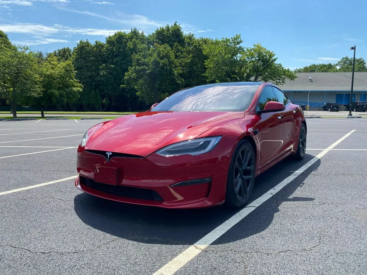 Buy New Tesla Model S Plaid Restyling 2