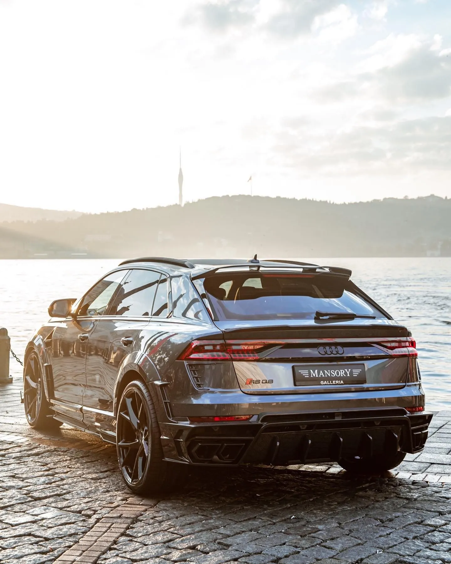 Check price and buy Mansory Carbon Fiber Body kit set for Audi RSQ8