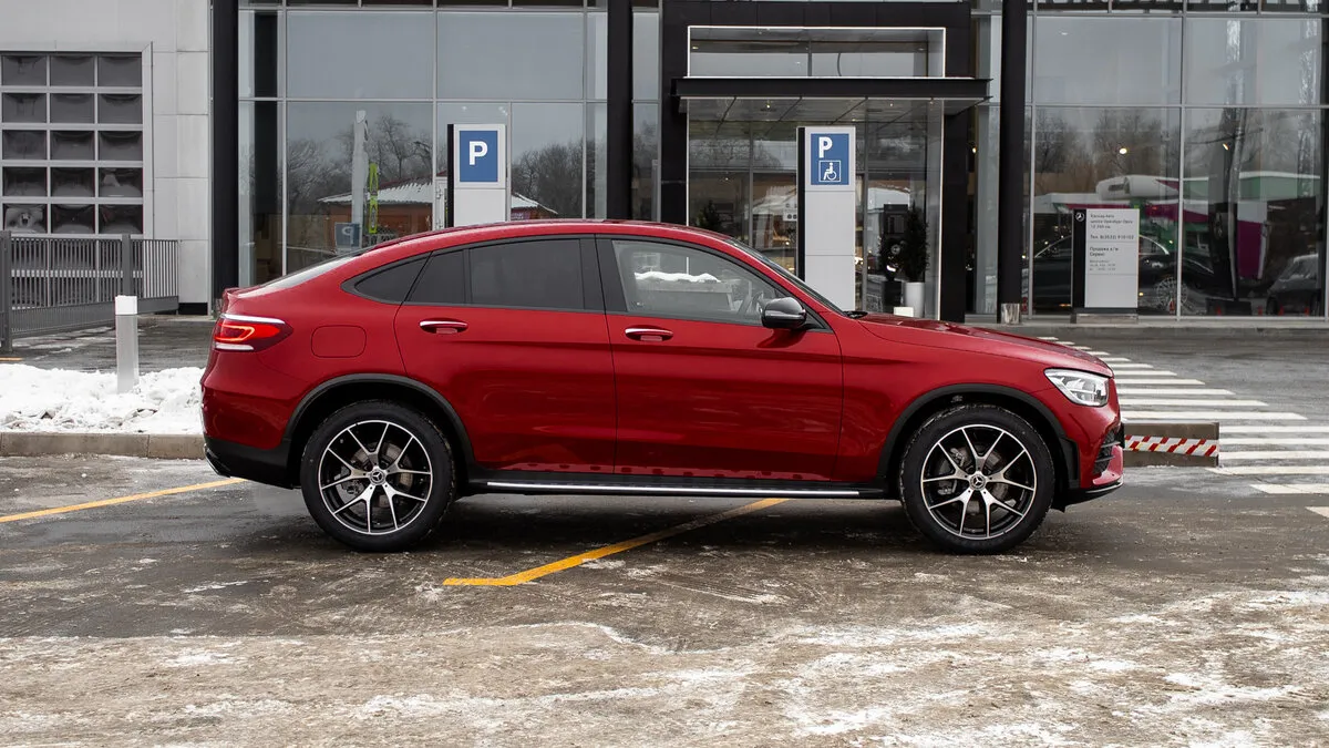 Check price and buy New Mercedes-Benz GLC Coupe 300 (C253) Restyling For Sale