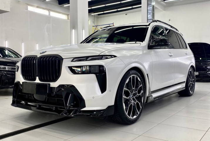 Ronin Design body kit for BMW X7 G07 Restyling Paradigm Buy with ...