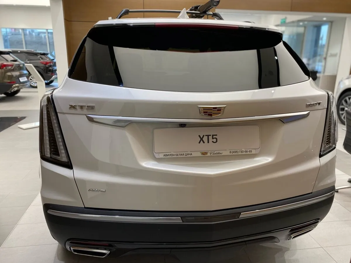 Check price and buy New Cadillac XT5 Restyling For Sale