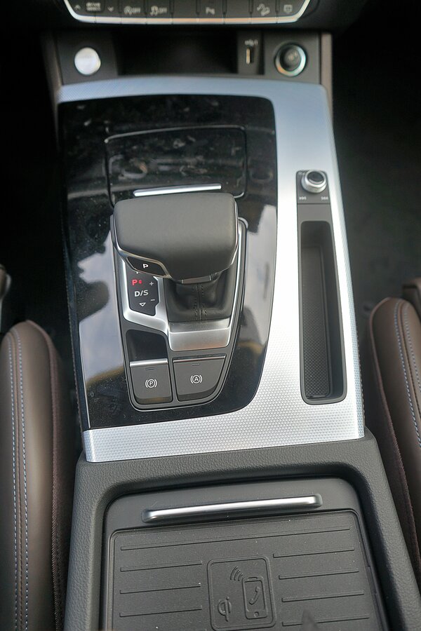 Check price and buy New Audi Q5 Sportback 45 TFSI (FY) For Sale