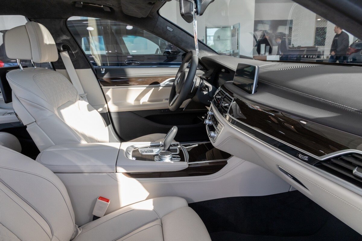 Check price and buy New BMW 7 series Long 740Ld xDrive (G11/G12) Restyling For Sale