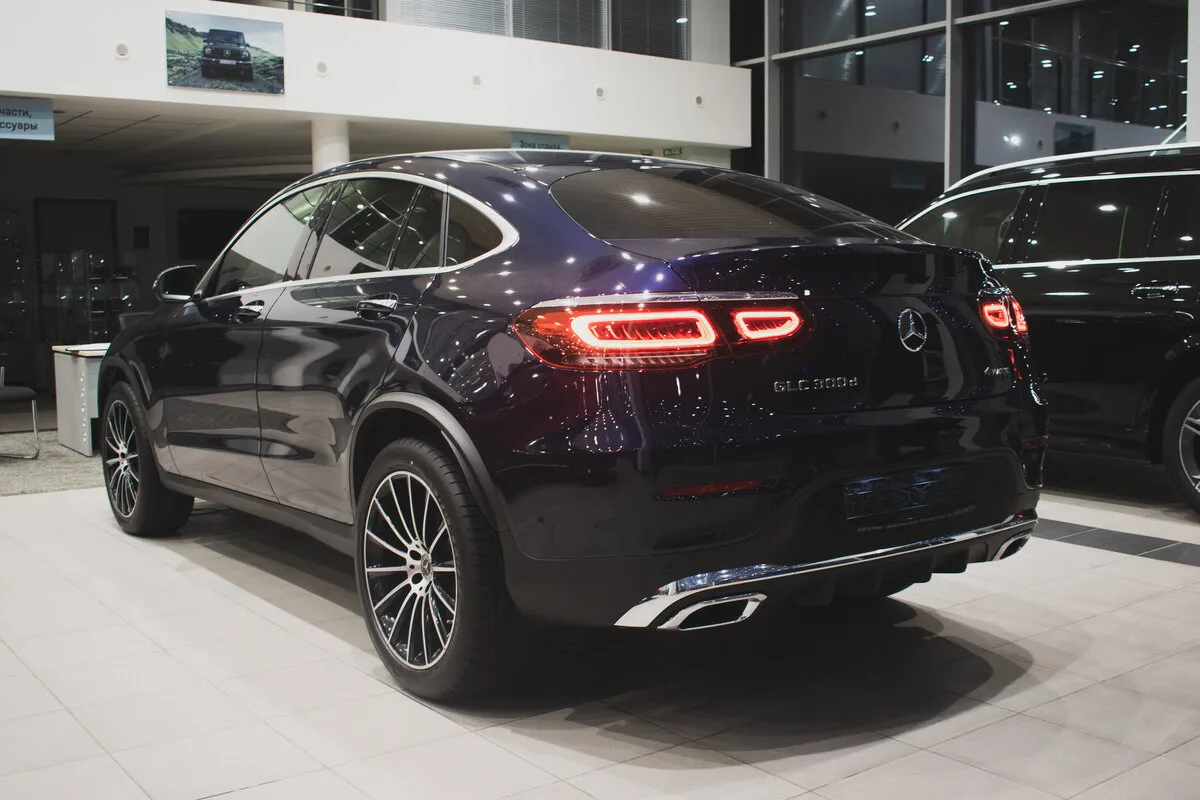 Check price and buy New Mercedes-Benz GLC Coupe 300 (C253) Restyling For Sale