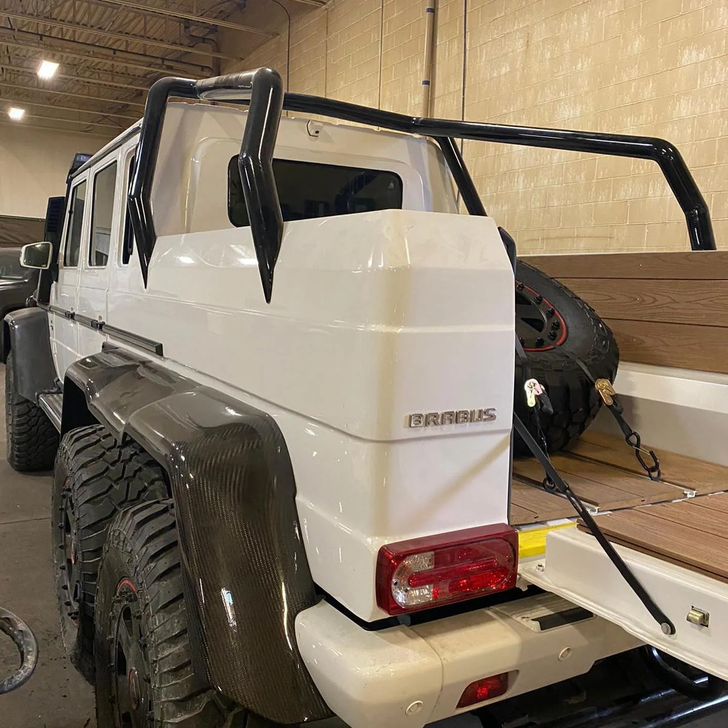 Mercedes-AMG G-class 63 to 6x6 Conversion kit