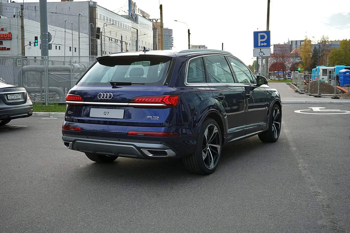 Check price and buy New Audi Q7 45 TDI (4M) Restyling For Sale