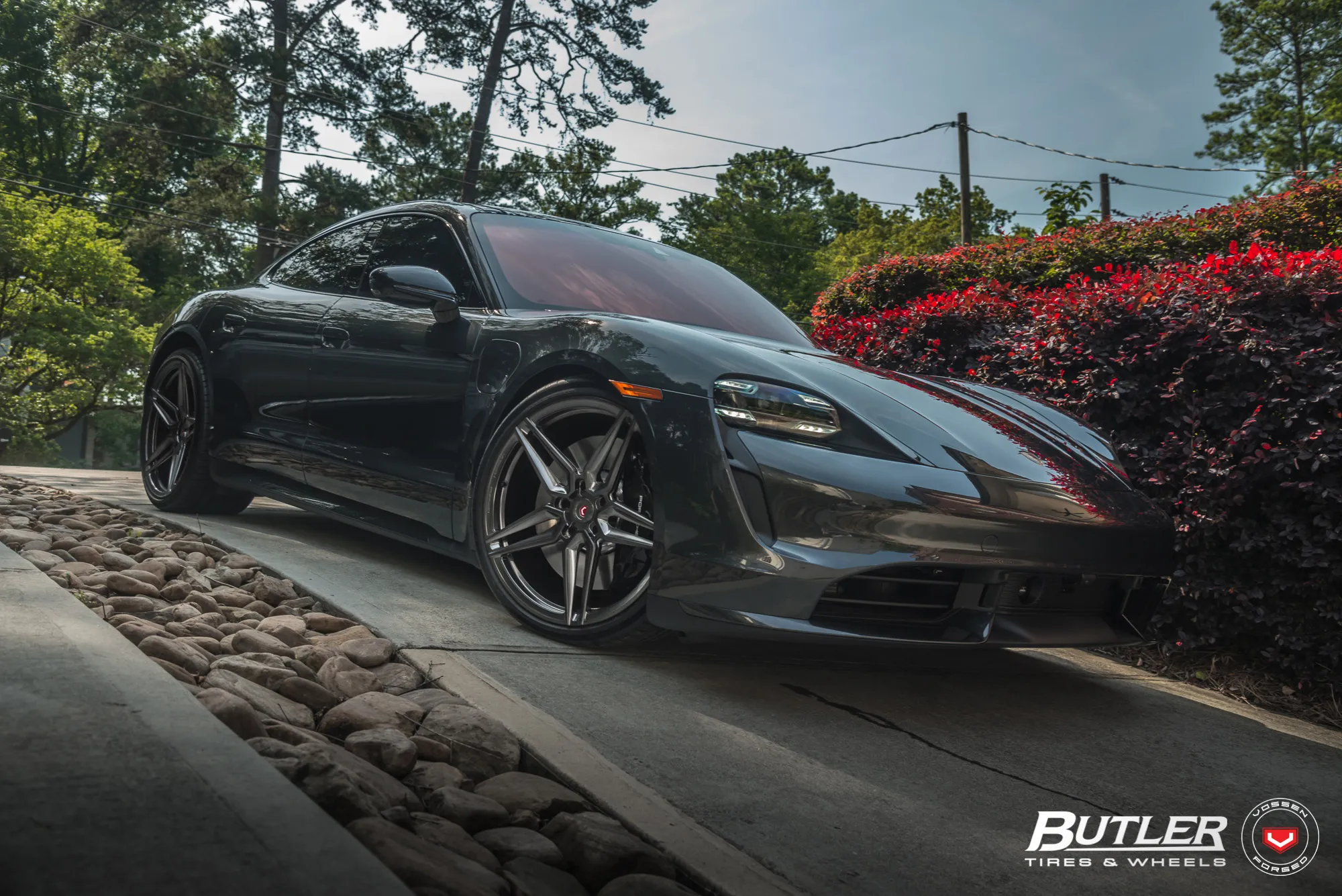 Vossen EVO 1 forged wheel — mounted on vehicle