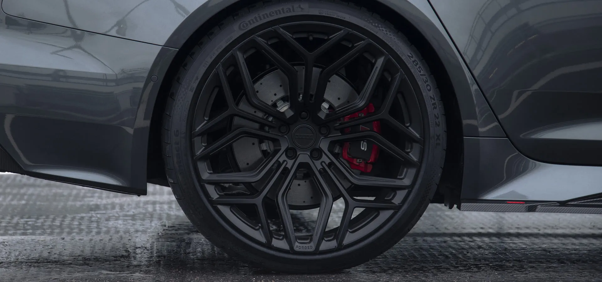 Check our price and buy Urban carbon fiber body kit set for Audi RS6 C8