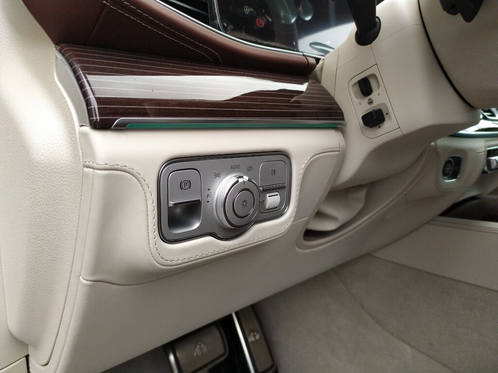 Check price and buy New Mercedes-Benz Maybach GLS 600 For Sale