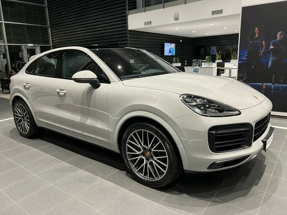 Check price and buy New Porsche Cayenne Coupé For Sale