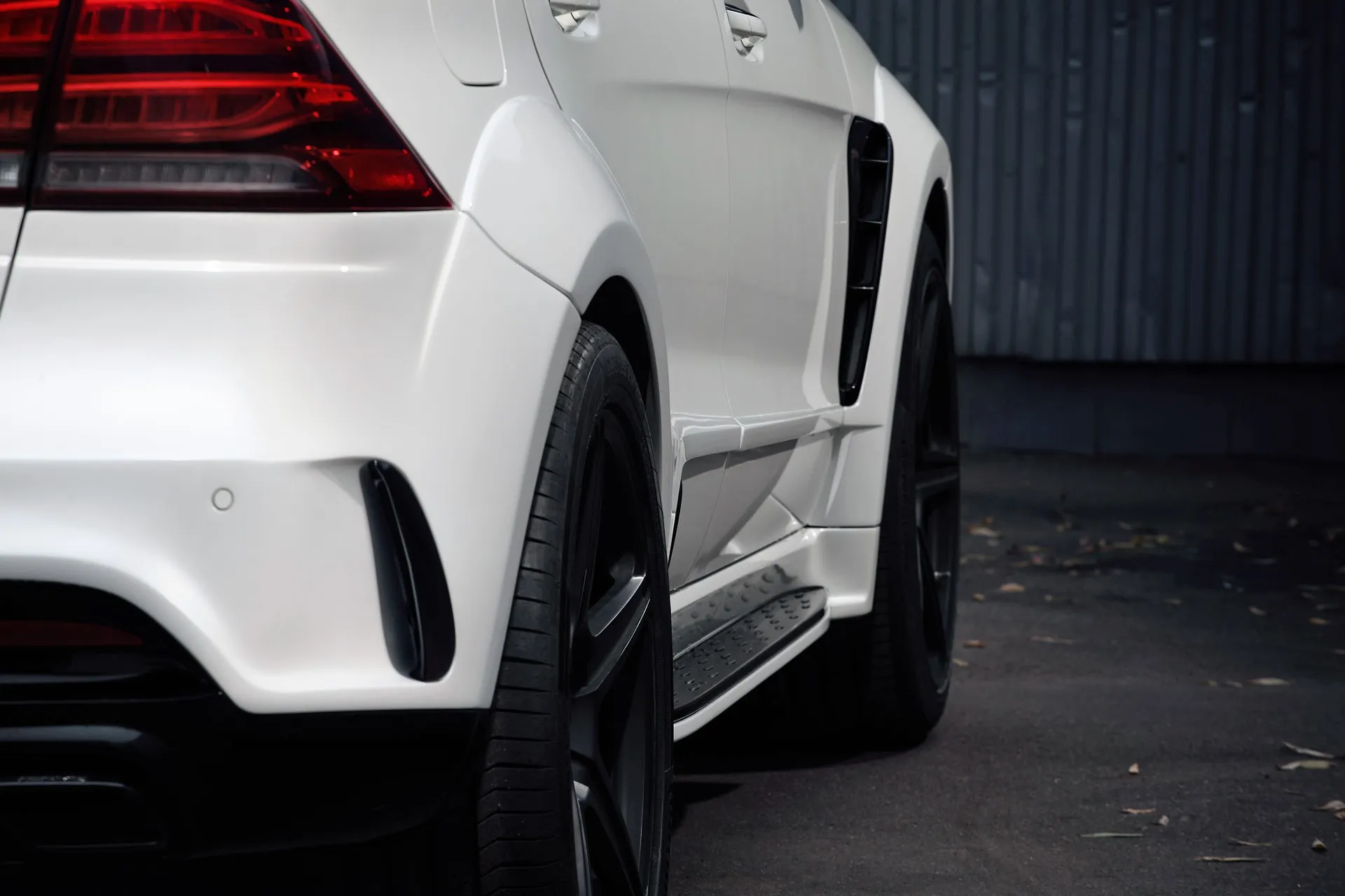Check our price and buy Topcar Design body kit for Mercedes GLE W166 wagon Inferno