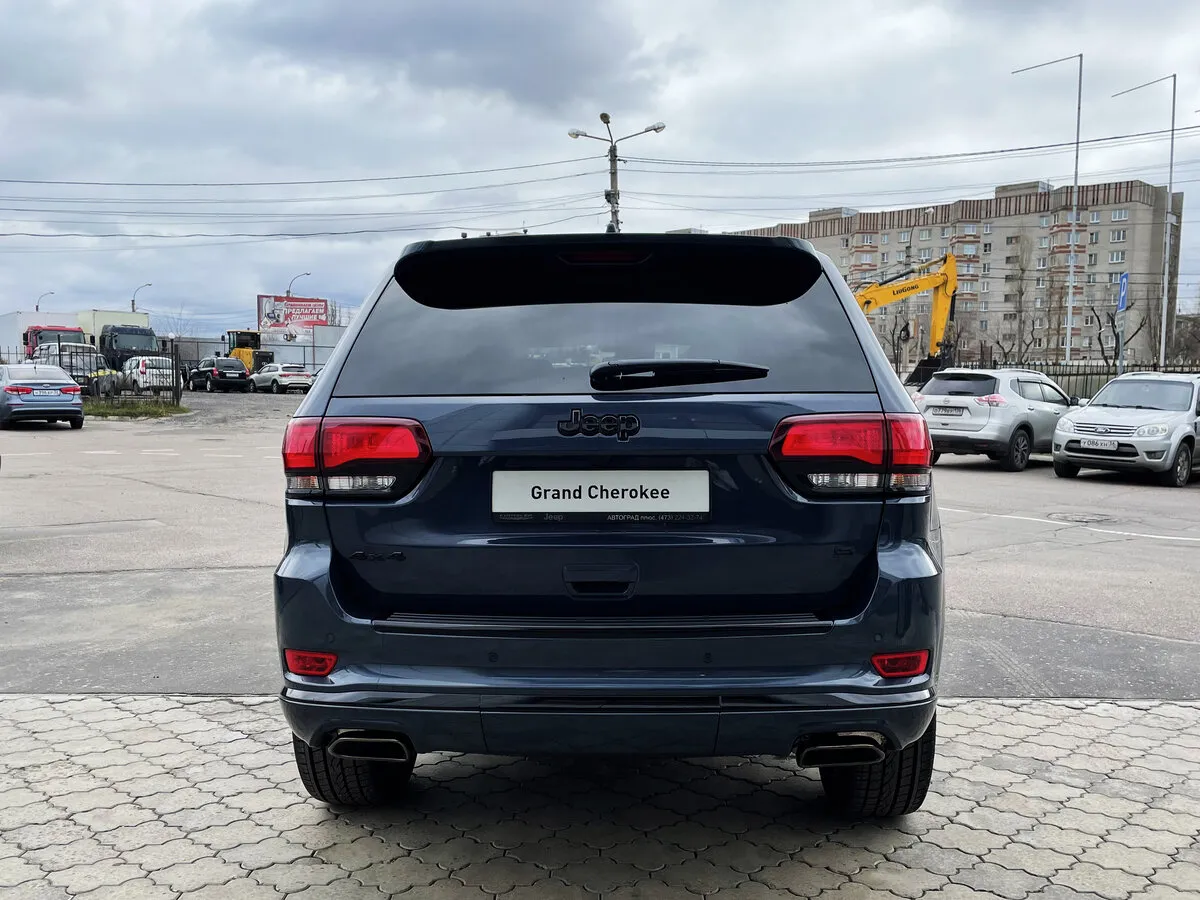 Check price and buy New Jeep Grand Cherokee (WK2) Restyling For Sale
