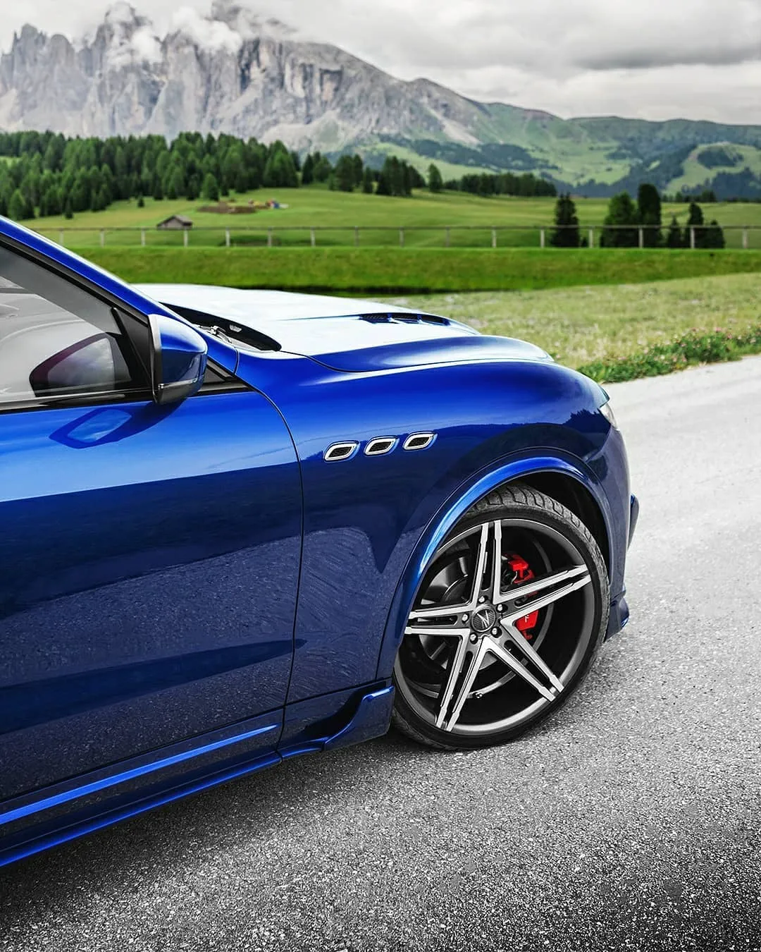Check our price and buy Renegade Design body kit for Maserati Levante