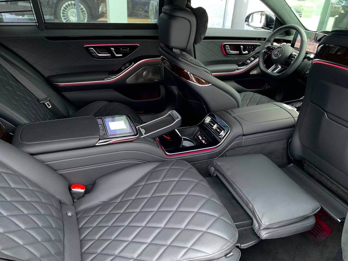 Check price and buy New Mercedes-Benz S-Class 580 Long 4MATIC (W223) For Sale