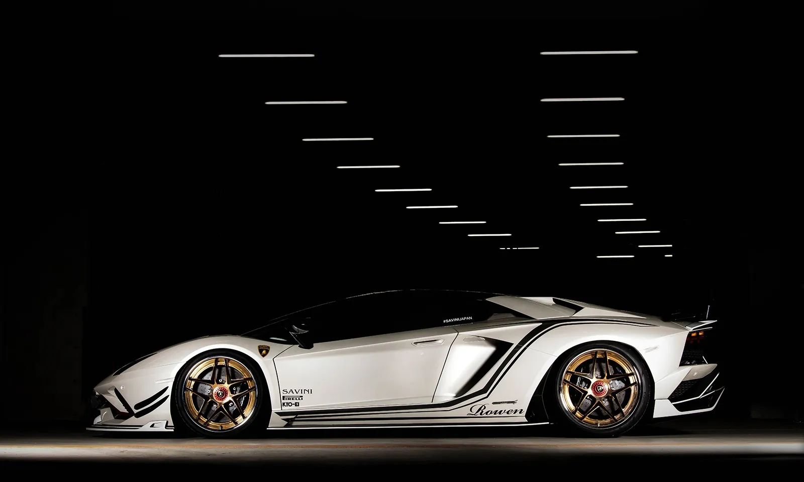 Check our price and buy Rowen body kit for Lamborghini Aventador S
