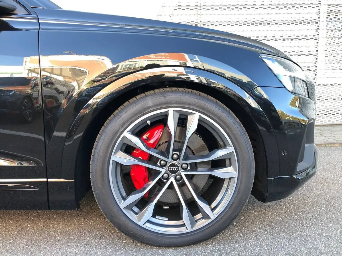 Buy New Audi SQ8 (4M)
