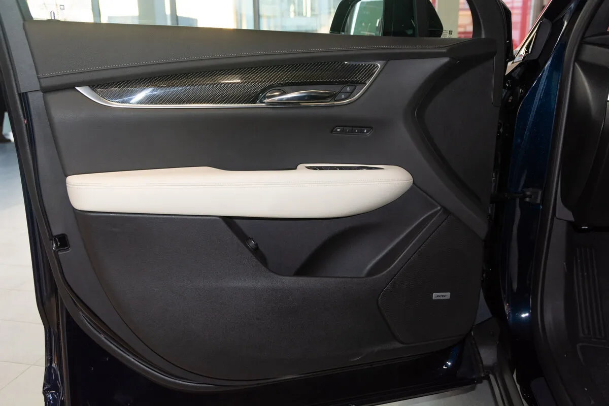 Check price and buy New Cadillac XT6 For Sale
