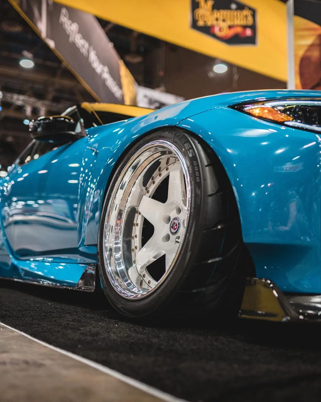 Check our price and buy Street hunter widebody kit for Nissan Z!