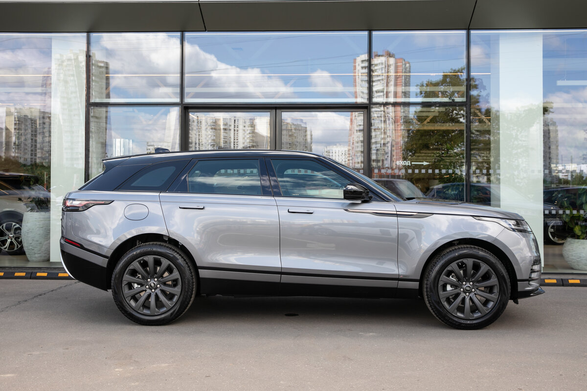 Check price and buy New Land Rover Range Rover Velar For Sale