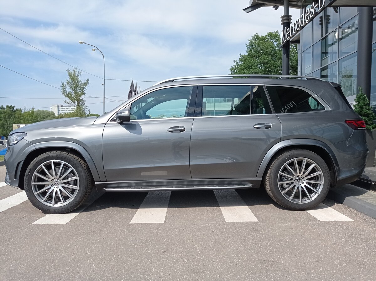 Check price and buy New Mercedes-Benz GLS 400 d (X167) For Sale