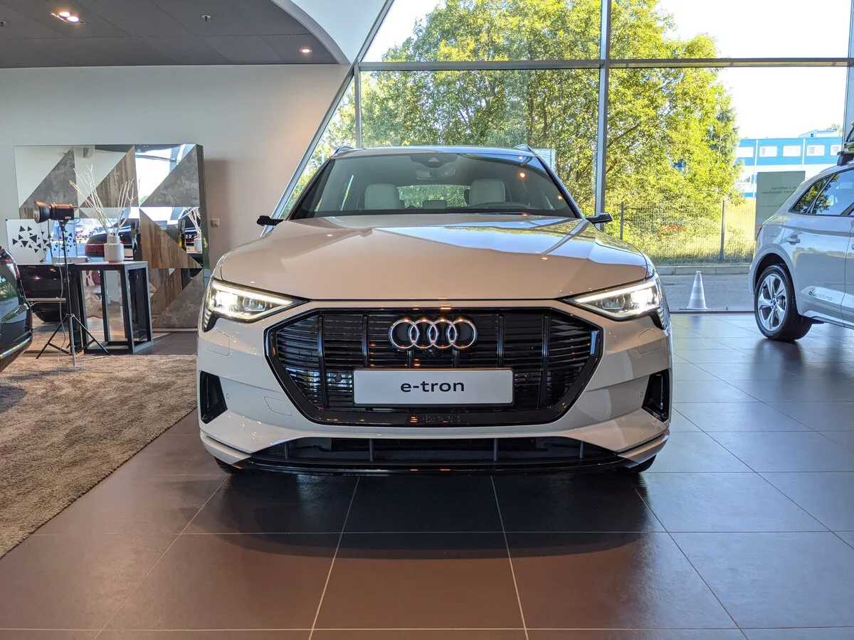 Buy New Audi E-Tron 55