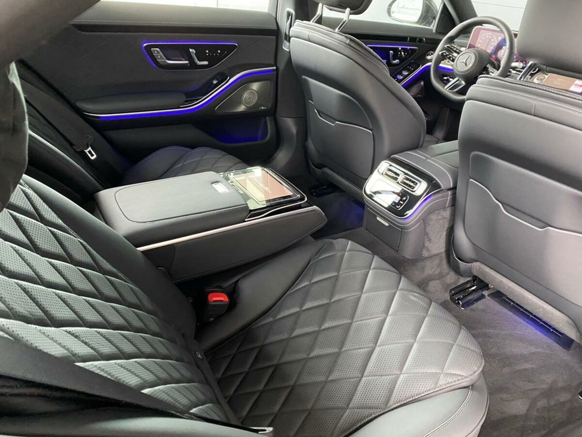 Check price and buy New Mercedes-Benz S-Class 350 d Long 4MATIC (W223) For Sale