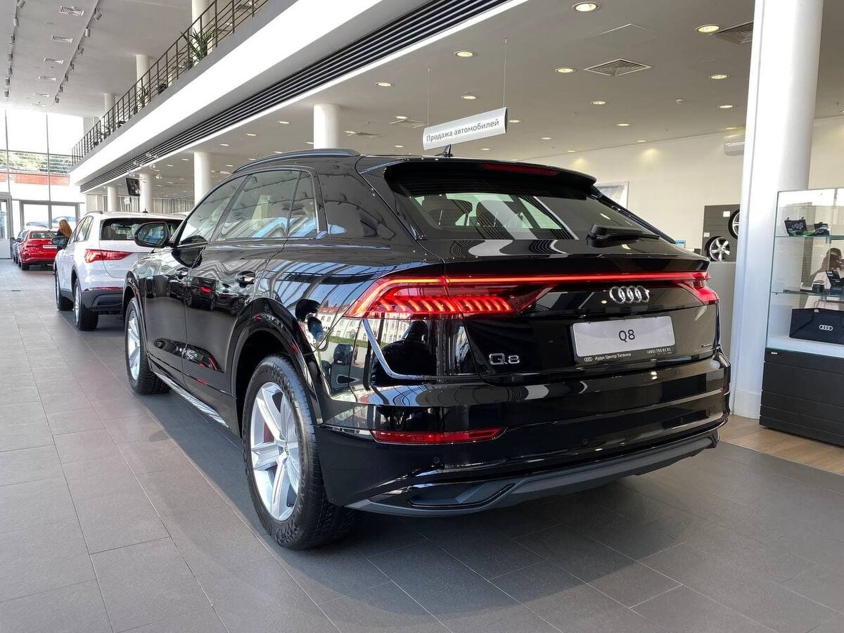 Buy New Audi Q8 45 TDI
