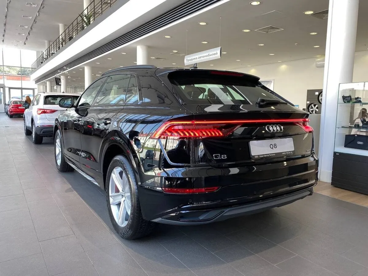 Buy New Audi Q8 45 TDI