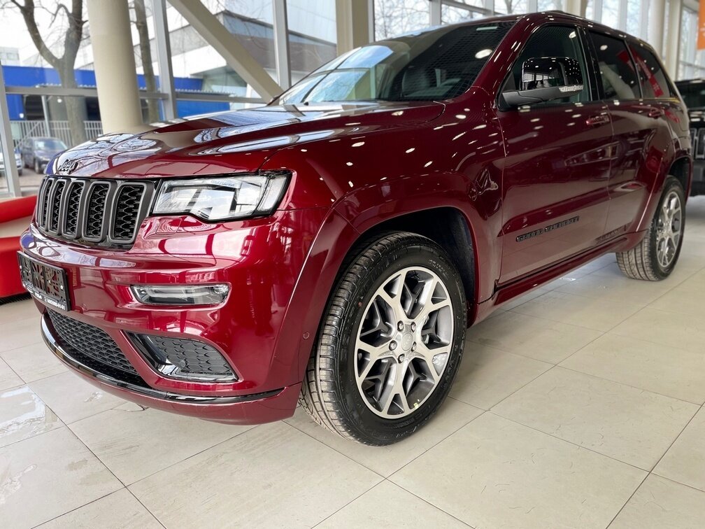 Check price and buy New Jeep Grand Cherokee (WK2) Restyling For Sale