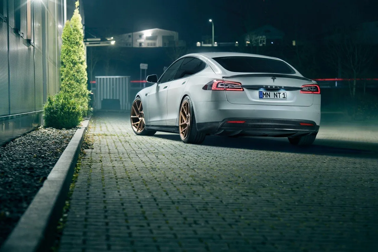 Check price and buy Novitec Carbon Fiber Body kit set for Tesla Model S