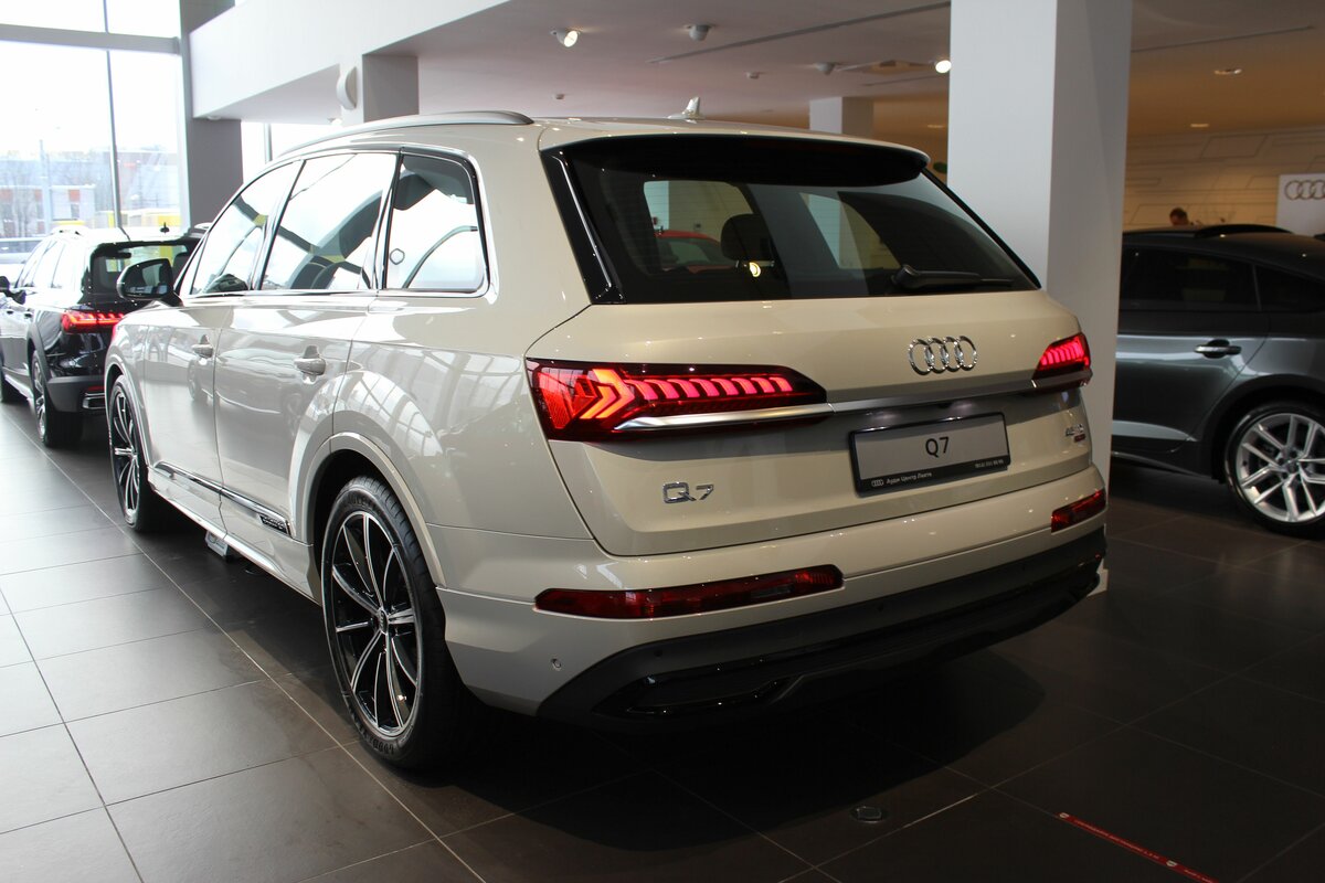 Buy New Audi Q7 45 TDI (4M) Restyling