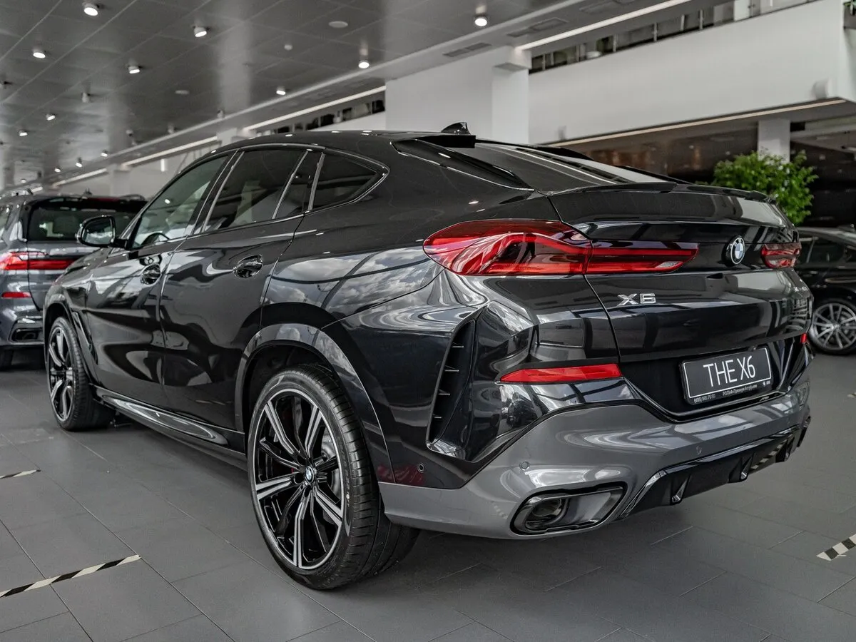 Buy New BMW X6 M50d (G06)