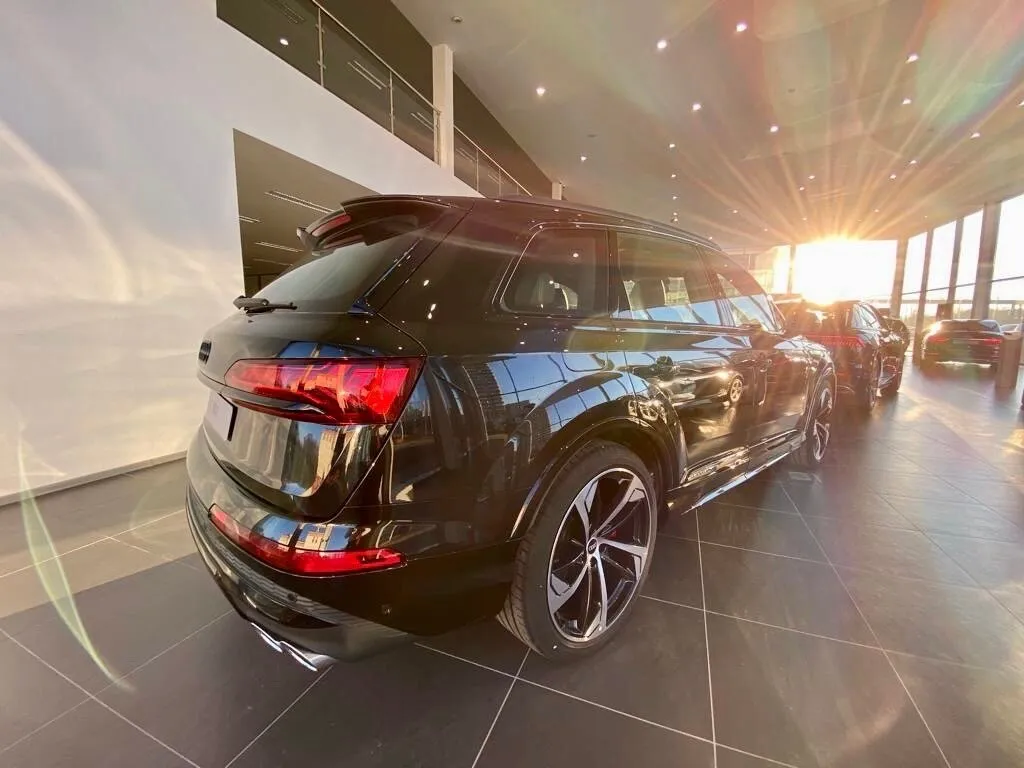 Buy New Audi SQ7 (4M)
