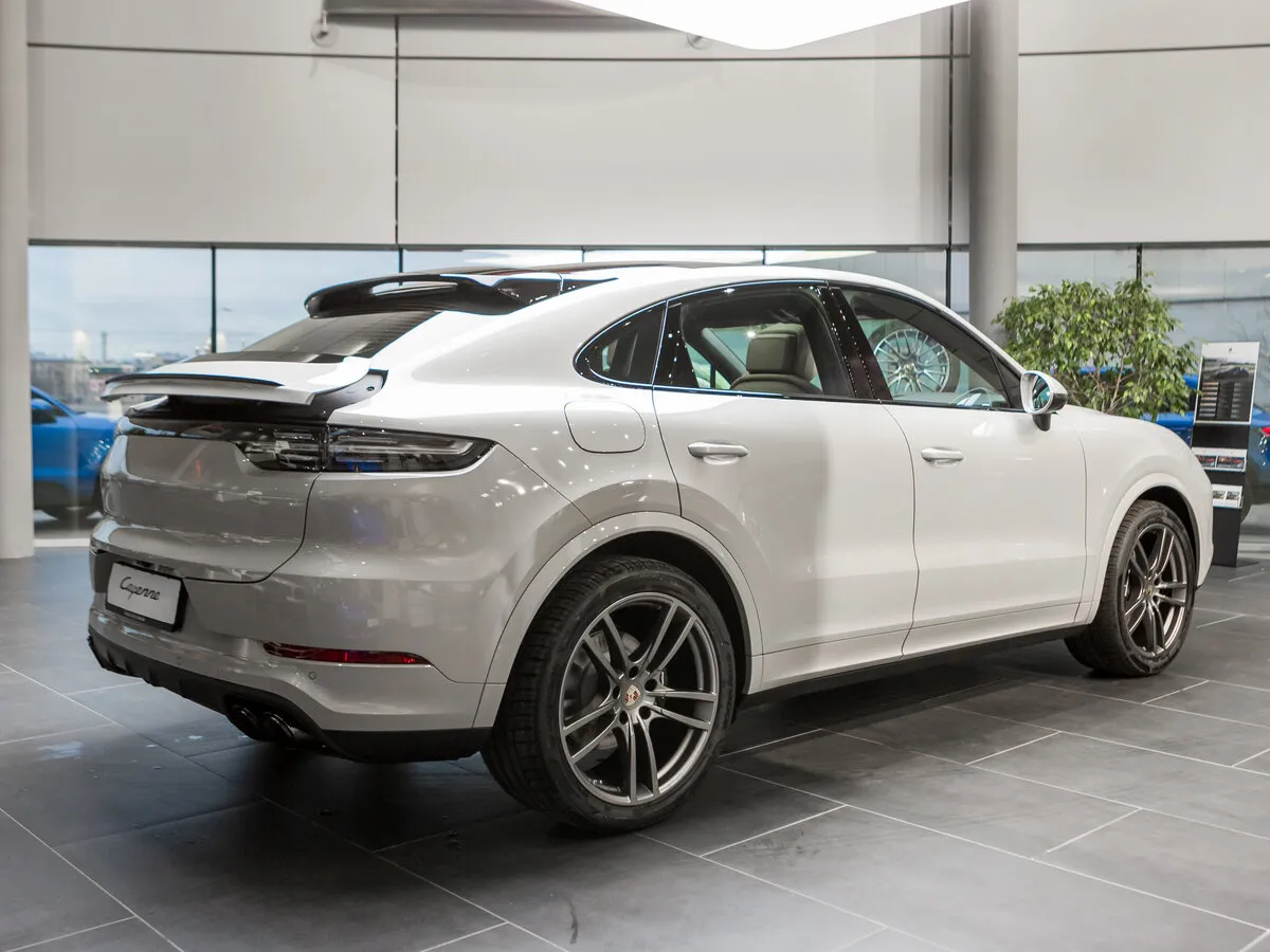 Check price and buy New Porsche Cayenne Coupé For Sale
