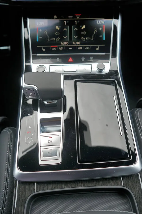 Check price and buy New Audi Q7 45 TDI (4M) Restyling For Sale