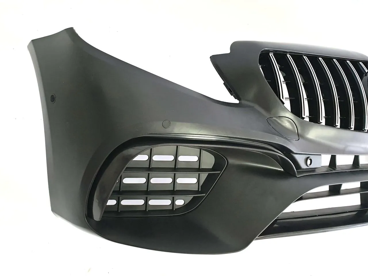 Conversion body kit / Restyling E-class W213 to AMG 63 Front bumper replacement