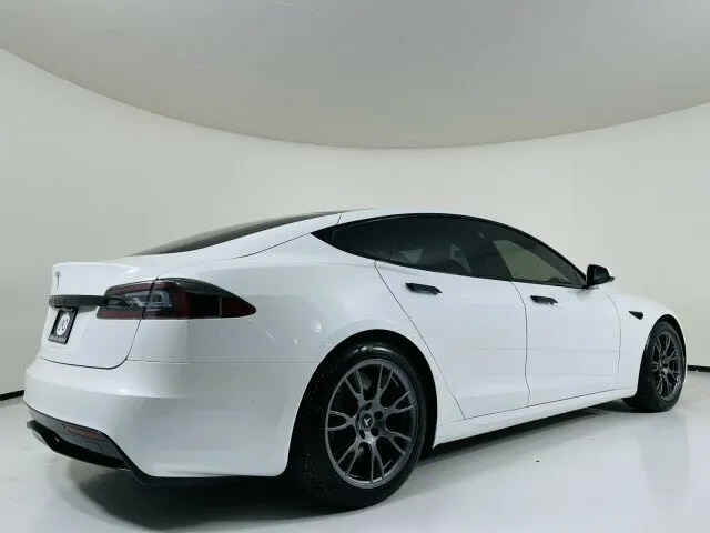Check price and buy New Tesla Model S Plaid Restyling 2 For Sale